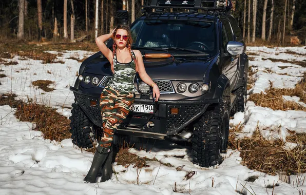 Girl, jeep, camouflage