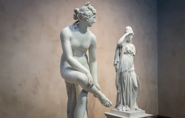 Picture women, Museum, sculpture, Athena