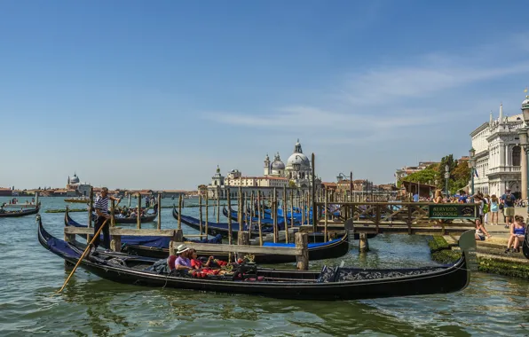Gondola, tourists, gondolier
