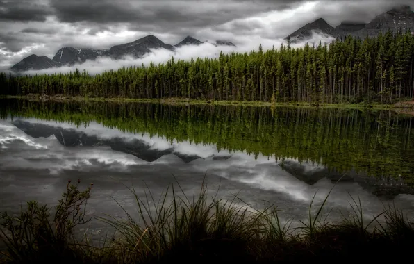 Picture canada, reflections, Herbert Lake