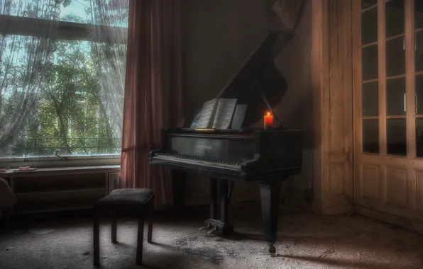 Picture music, piano, the player´s place