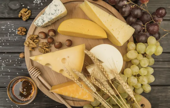 Wheat, glass, rye, cheese, grapes, pieces, ears, drink
