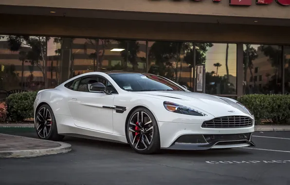 Picture Aston Martin, Vanquish, White. Street