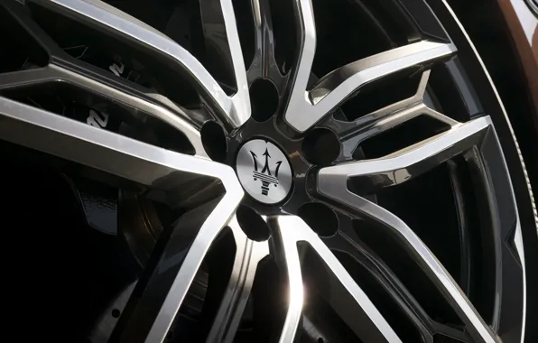 Picture Maserati, Quattroporte, logo, wheel, Maserati Quattroporte Modena