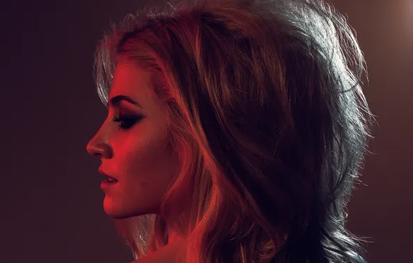 Light, close-up, face, model, makeup, hairstyle, blonde, photographer