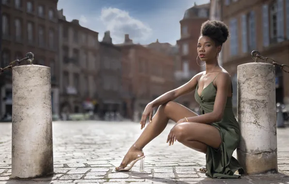 Picture girl, street, Mary