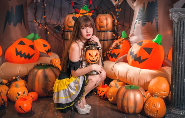 Picture girl, pumpkin, Halloween, Asian, 31 Oct