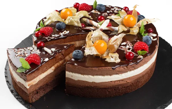 Berries, raspberry, chocolate, cake, cream, physalis, blueberries