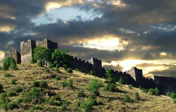 Picture sunlight, in kralijevo Serbia, The castle on the hill