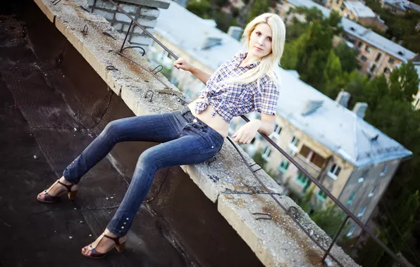 BLONDE, LOOK, JEANS, HOME, SHIRT, ROOF