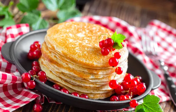 Picture berries, pancakes, currants