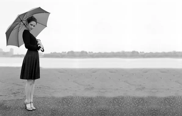 Girl, umbrella, shore