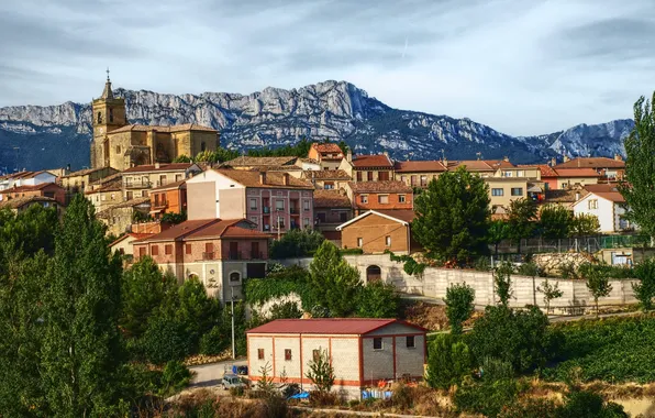 Mountains, the city, photo, home, Spain, Rioja Alavesa