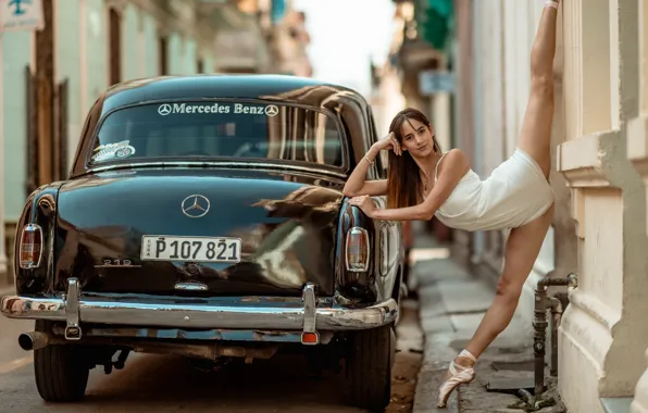 Picture street, girl, the city