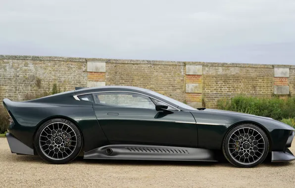 Picture Aston Martin, coupe, V12, in profile, Victor, 2020