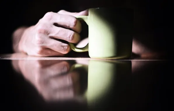 HAND, REFLECTION, TABLE, SURFACE, CUP