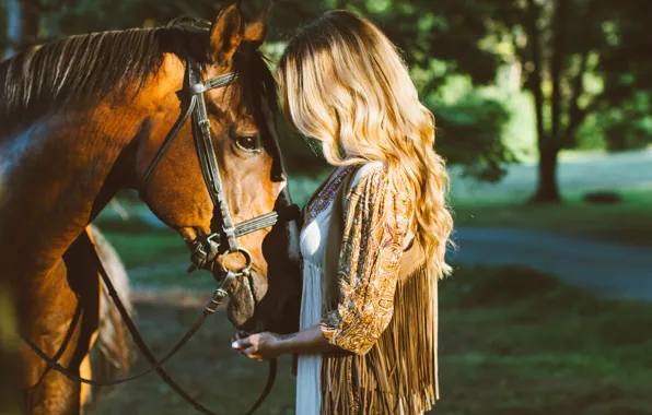Picture girl, horse, horse, blonde, curls