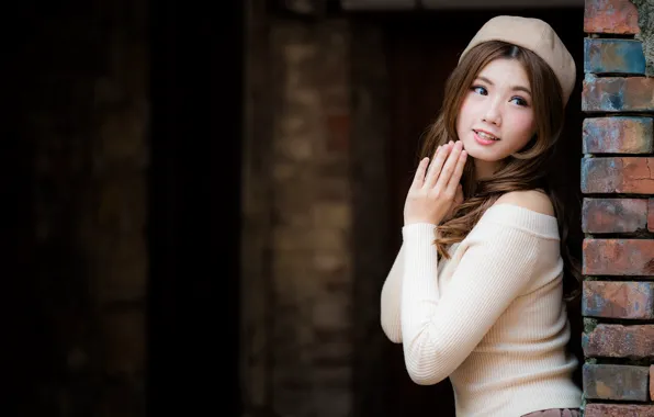 Picture brown hair, blouse, Asian, takes