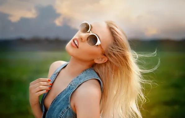 Pose, hair, glasses, beauty, Saulius Krusna