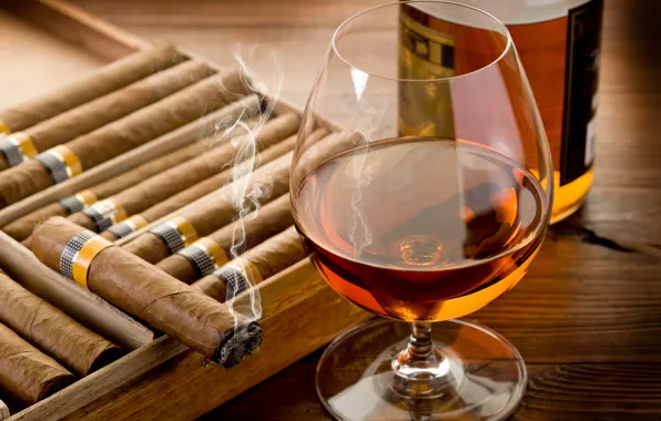 Picture table, glass, bottle, cigar, cognac, smoke