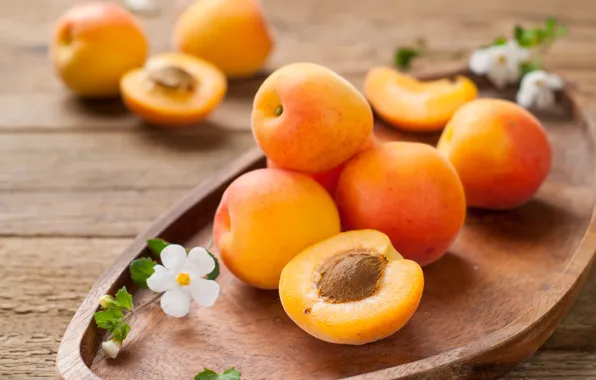 Fruit, bone, apricots