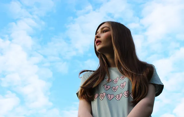 Picture the sky, girl, clouds, sweetheart, t-shirt, Rus, Karina Kozyreva