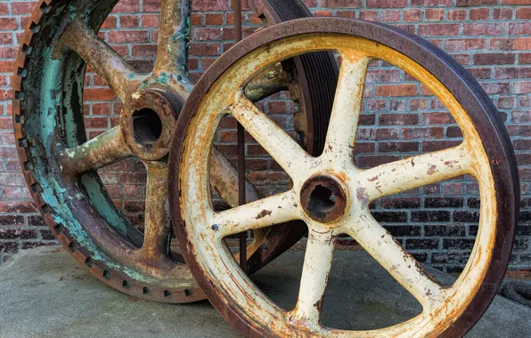 Wall, rust, wheel