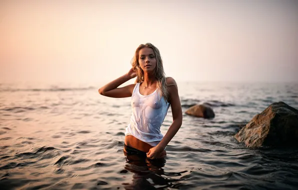 Chest, girl, wet, Mike, the beauty, in the water