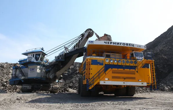 Photo, excavator, giants, dump truck, loading, the technological process, BelAZ