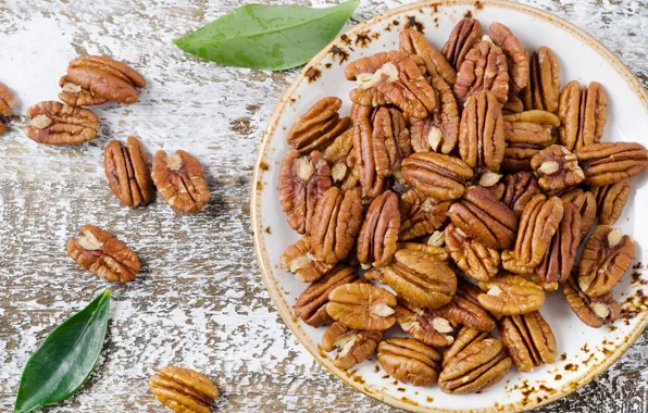 Plate, nuts, pecan