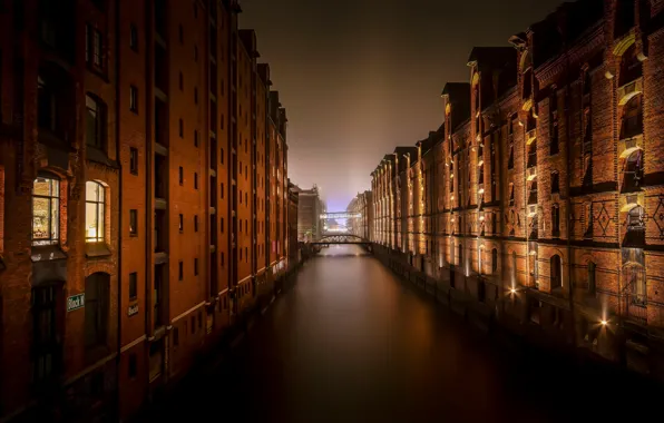 Night, the city, Hamburg
