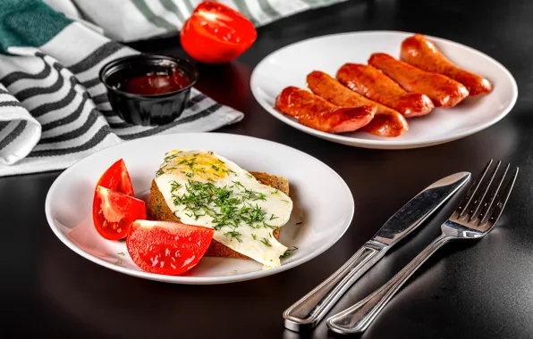 Egg, sausage, knife, scrambled eggs, vegetables, tomatoes