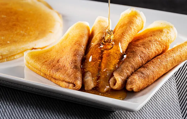 Honey, pancakes, syrup