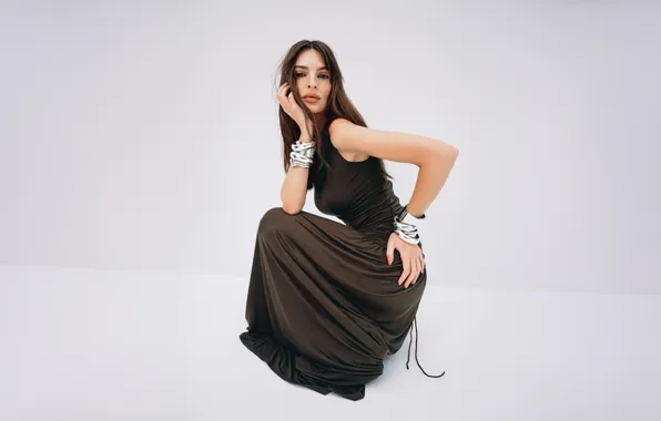 Look, pose, background, model, portrait, dress, actress, brown hair