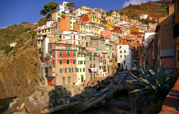 The sky, rocks, boat, home, Italy, Riomaggiore, Cinque Terre, Liguria