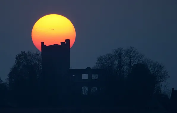 Sunset, castle, The sun, spot, Neuhaus