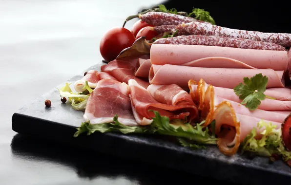 Greens, cuts, sausage slicing