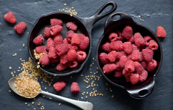 Berries, raspberry, spoon, sugar, pan