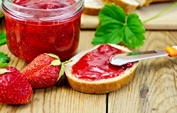 Strawberry, bread, jam