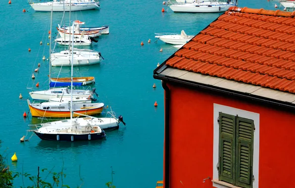 Roof, sea, house, yachts, boats, harbour, tile