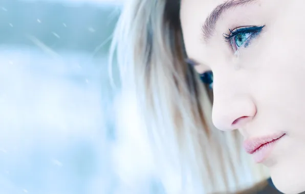Picture winter, eyes, look, girl, snow, face, eyelashes, blonde