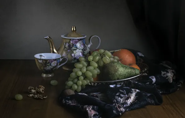 Table, oranges, kettle, plate, grapes, Cup, dishes, fabric