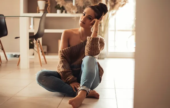 Picture girl, pose, home