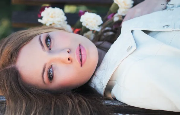 Picture look, flowers, makeup, lips, Tia Clifton