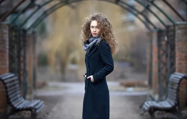 Look, the city, curls, coat