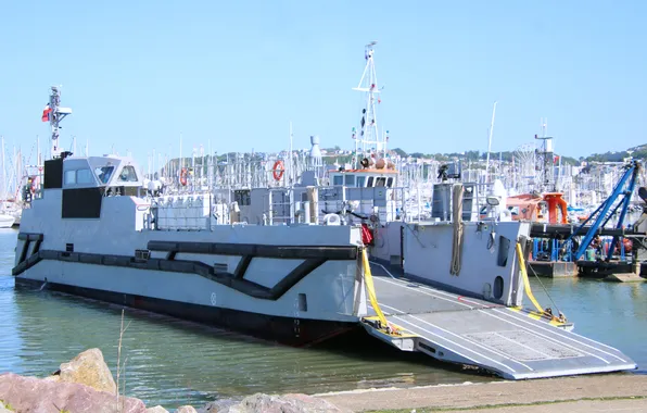 Landing, French Navy, self-propelled die