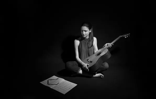 Picture girl, notes, music, guitar