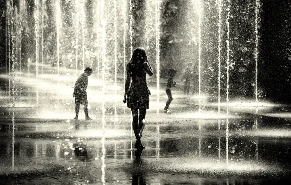Picture girl, drops, children, the city, fountain