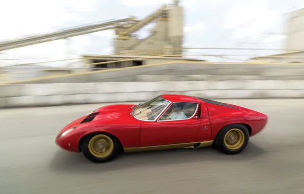 Download Wallpaper Lamborghini Miura Drive Lamborghini Miura P Sv Section