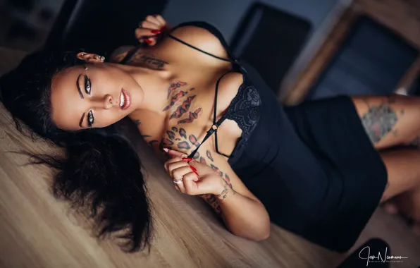 Look, pose, model, tattoo, on the floor, Jan Neumann, Janine Vogt
